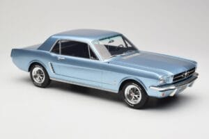 Ford Mustang V8 Hardtop Pony GT Silver Blue GT Spirit 1:12 G089 Résine — image 4 sur 6