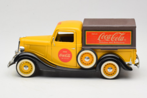 Ford Pick Up Michelin Solido 1:18 8024 Métal — image 4 sur 8