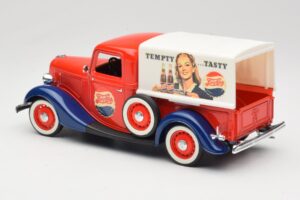 Ford Pickup Truck Pepsi-Cola Solido 1:18 99053 Métal — image 7 sur 8