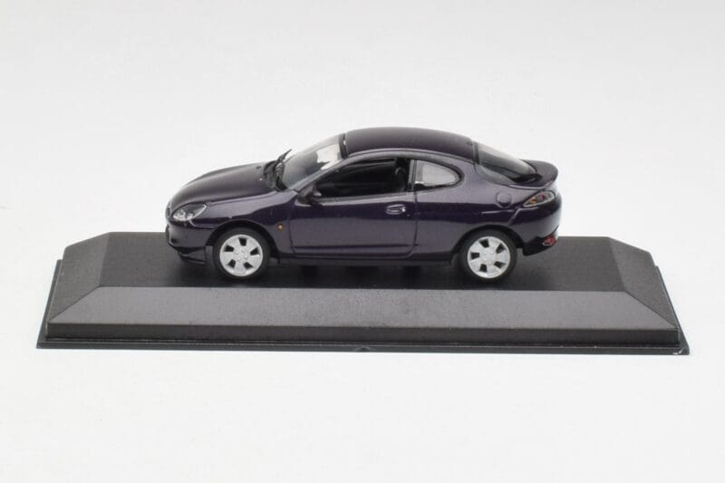 Ford Puma Melina Violet Minichamps 1:43 430086525 Métal