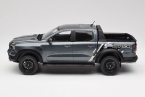 Ford Ranger Raptor Gris Métallique MCG 1:18 MCG18457 Métal — image 5 sur 6