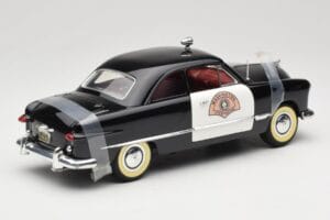 Ford Sedan Washington State Police Solido 1:18 8158 Métal — image 3 sur 8