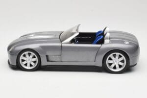 Shelby Cobra Cabriolet Grey Metallic Hot Wheels 1:18 G7220 Métal — image 4 sur 8