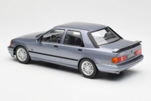 Ford Sierra RS Cosworth Bleu Clair MCG 1:18 MCG18174 Métal — image 5 sur 6