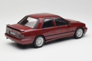 Ford Sierra RS Cosworth 4x4 Rouge MCG 1:18 MCG18354 Métal — image 2 sur 6