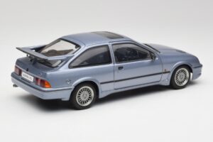 Ford Sierra RS Cosworth Moonstone Bleu AUTOart 1:18 72863 Métal — image 3 sur 8