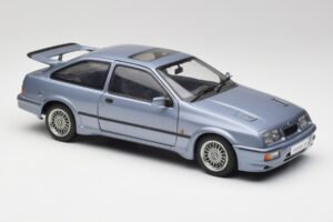 Ford Sierra RS Cosworth Moonstone Bleu AUTOart 1:18 72863 Métal — image 6 sur 8