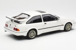 Ford Sierra RS Cosworth Blanc AUTOart 1:18 72862 Métal — image 3 sur 8