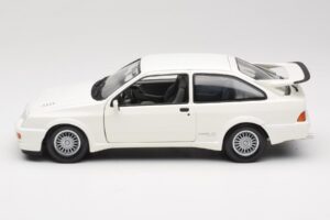 Ford Sierra RS Cosworth Blanc Minichamps 1:18 150084000 Métal — image 4 sur 8