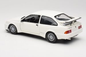 Ford Sierra RS Cosworth Blanc Minichamps 1:18 150084000 Métal — image 7 sur 8