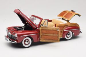 Ford Sportsman Rouge Road Signature 1:18 20048 Métal — image 2 sur 8