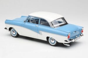 Ford Taunus 17M P2 Bleu Clair & Blanc BoS Models 1:18 BOS019 Métal — image 5 sur 6
