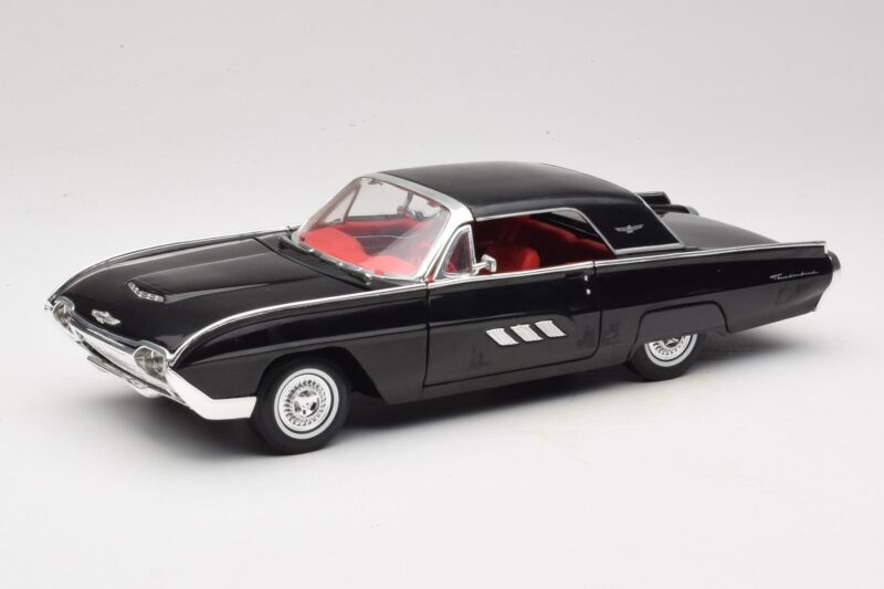 Ford Thunderbird Noir Anson 1:18 30344 Métal