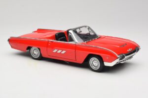 Ford Thunderbird Cabriolet Rouge Anson 1:18 30334 Métal — image 6 sur 8