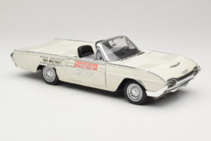 Ford Thunderbird Cabriolet Indy Pace Car Anson 1:18 30368 Métal — image 4 sur 6