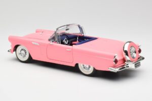 Ford Thunderbird Rose Revell 1:18 8804 Métal — image 7 sur 8