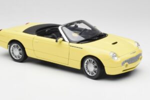Ford Thunderbird Show Car Jaune Maisto 1:18 50335 Métal — image 6 sur 8
