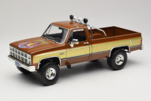 GMC K-2500 Sierra Grande Brun GreenLight 1:18 13560 Métal