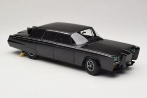 Chrysler Imperial Black Beauty Green Hornet TV Series AUTOart 1:18 71546 Métal — image 6 sur 8