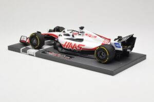 Haas VF-22 #20 K. Magnussen British GP 2022 Minichamps 1:18 117221020 Métal — image 5 sur 6