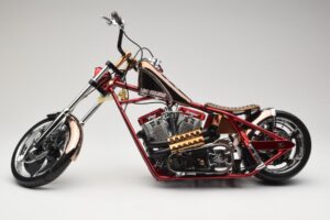 Harley-Davidson West Coast Choppers Diablo Soft Tail Or Rouge Minichamps 1:5 JJ04-05-03 Métal — image 3 sur 6