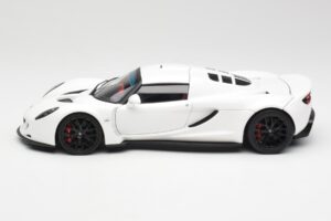 Hennessey Venom GT Blanc AUTOart 1:18 75404 Métal — image 4 sur 8