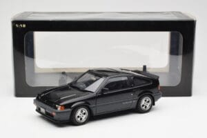 Honda CR-X Si Ballade Sport Noir AUTOart 1:18 73261 Métal — image 8 sur 8