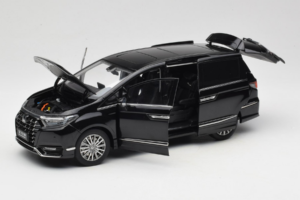 Honda Elysion Bleu Foncé OEM 1:18 26701 Métal — image 2 sur 8