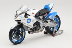 Honda RC212V #56 S. Nakano Konica Minolta Honda MotoGP 2007 Minichamps 1:18 112071056 Métal — image 2 sur 6