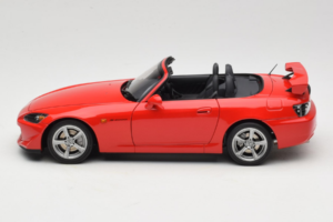 Honda S2000 AP2 Type S New Formula Red MotorHelix 1:18 M85112 Métal — image 5 sur 9