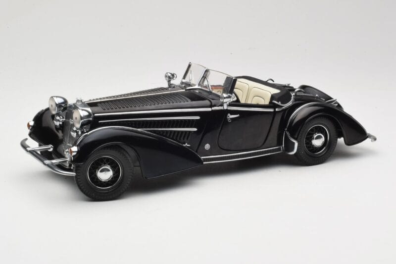 Horch 855 Roadster Noir Sun Star 1:18 2401 Métal