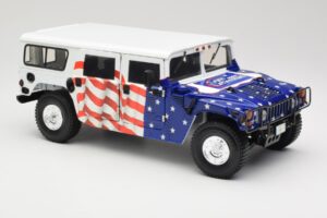 Hummer H1 AM General Gore-Lieberman Humvee America Exoto 1:18 1807 Métal — image 6 sur 8
