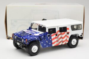 Hummer H1 AM General Gore-Lieberman Humvee America Exoto 1:18 1807 Métal — image 8 sur 8