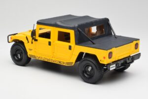 Hummer H1 Soft Top Jaune Maisto 1:18 56041 Métal — image 7 sur 8