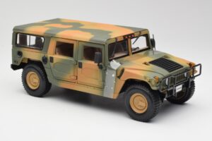Hummer H1 Station Wagon Military Maisto 1:18 56049 Métal — image 6 sur 8