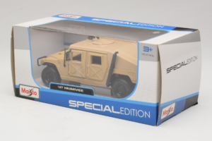 AM General Humvee Military Maisto 1:27 31974 Métal — image 3 sur 3