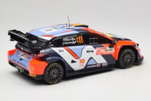 Hyundai i20 N Rally1 #11 T. Neuville / M. Wydaeghe Rally Japan WRC World Champion 2024 IXO 1:18 18RMC228 Métal — image 2 sur 6