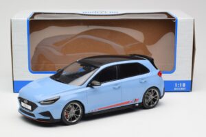 Hyundai i30 N Bleu Clair MCG 1:18 MCG18503 Métal — image 6 sur 6