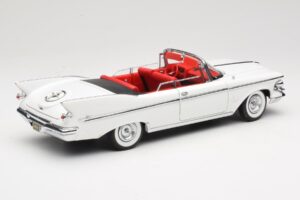 Imperial Crown Cabriolet Blanc Road Signature 1:18 20138 Métal — image 3 sur 8