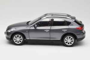 Infiniti EX25 J50 Grey Metallic Paudi 1:18 81L0049 Métal — image 4 sur 8