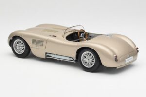 Jaguar C-Type Bronze AUTOart 1:18 73502 Métal — image 7 sur 8