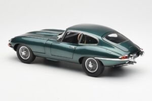 Jaguar E-Type 3.8 Series 1 Vert Foncé Kyosho 1:18 08954DG Métal — image 7 sur 8