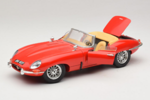 Jaguar E-Type Series 1 Cabriolet Rouge Bburago 1:18 3038 Métal — image 2 sur 8