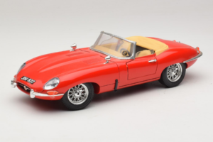 Jaguar E-Type Series 1 Cabriolet Rouge Bburago 1:18 3038 Métal