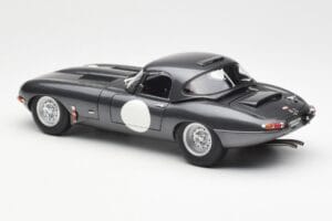 Jaguar E-Type Series 1 Coupe Lightweight Gris Foncé AUTOart 1:18 73647 Métal — image 7 sur 8