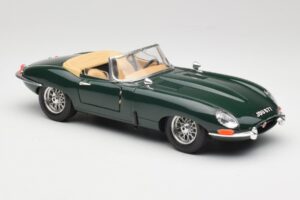 Jaguar E-Type Series 1 Roadster Vert Bburago 1:18 3018-M5 Métal — image 6 sur 8