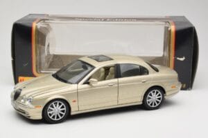 Jaguar S-Type X200 Bronze Maisto 1:18 50332 Métal — image 8 sur 8
