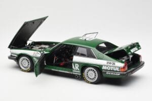 Jaguar XJ-S TWR Racing #12 H. Heyer / W. Percy ETCC Spa Winner 1984 AUTOart 1:18 88459 Métal — image 5 sur 8