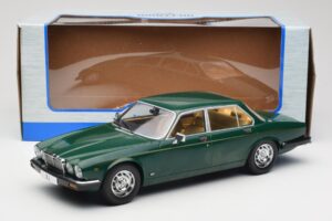 Jaguar XJ Series III Vert Foncé MCG 1:18 MCG18175 Métal — image 6 sur 6