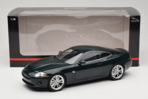 Jaguar XK X150 Vert Minichamps 1:18 150130500 Métal — image 8 sur 8